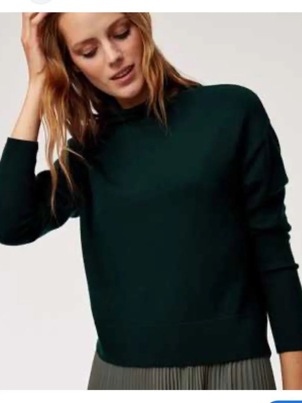 Aritzia Wilfred Mock Neck Emerald Green Sweater Women’s Medium
